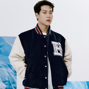 モンエク着用●BORN CHAMPS●CHMPS WOOL VARSITY JACKET 韓国発 モンエク着用○BORN CHAMPS○CHMPS WOOL VARSITY JACKET 韓国発
