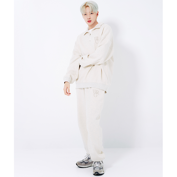 [全款] [WRG] (DKZ Jae Chan Gift) WRG Logo Sweat Pants [Oatmeal]_朴宰灿途途初心站